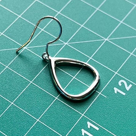 New Genuine 925 Sterling Silver Cut Out Triangle Earrings French Wire Gift Box - Picture 1 of 7